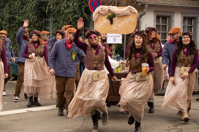 Endlich wieder ein Faschingsumzug in Wörth -  Die Narren feiern bunt, ausgelassen und friedlich | Foto: Heike Schwitalla