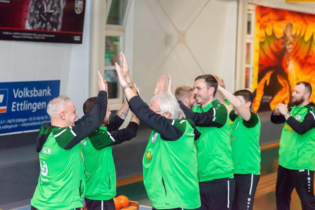 Große Freude bei den Ettlingern nach dem historischen Sieg  | Foto: SG Ettlingen