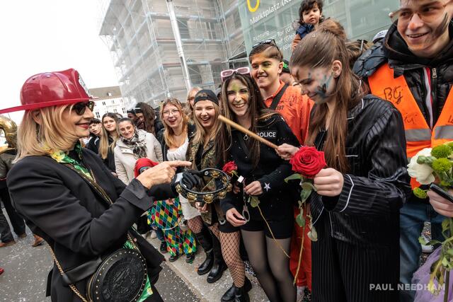Marching Band Waldbronn // Karlsruher Fastnachtsumzug 2024 | Foto: Paul Needham