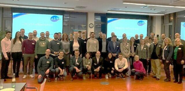 Die Gründer und das bic-Team | Foto: bic