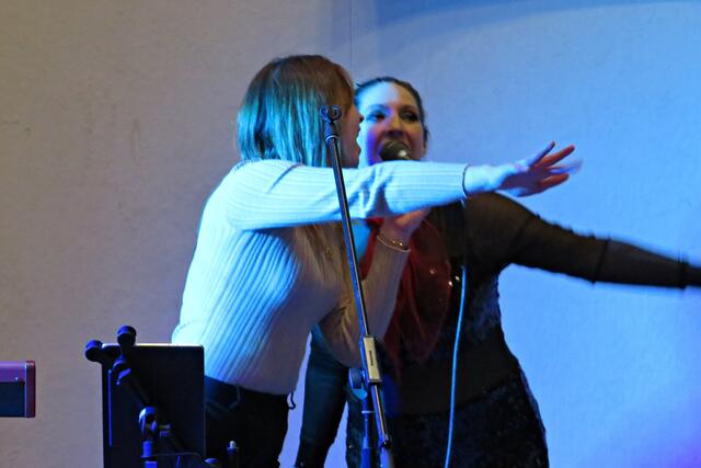 Die beiden Damen mit ihren hammer Stimmen | Foto: Brigitte Melder