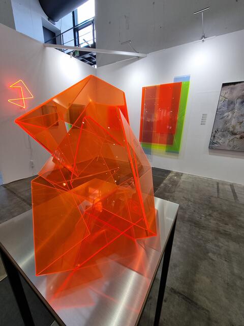 Fluoriszierendes von Antje Blumenstein | Foto: www.jowapress.de