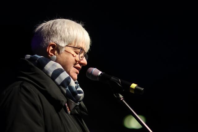 Pfarrerin Regina Bauer von der evangelischen Matthäusgemeinde in Mannheim-Neckarau hatte die Kundgebung mitorganisiert.  | Foto: Christian Gaier