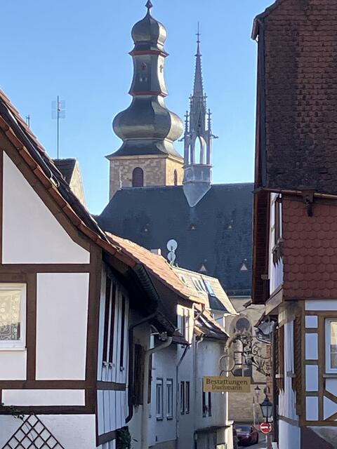 Marktkirche und Kirchturm im Hintergrund | Foto: B. Bender