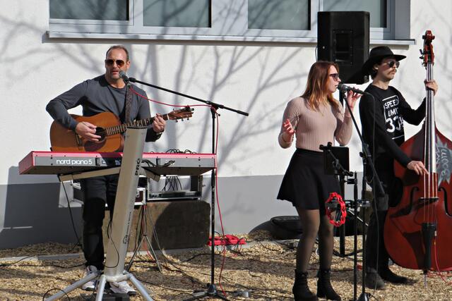 Musikalisches Trio der Musikschule Sascha Leicht | Foto: Brigitte Melder