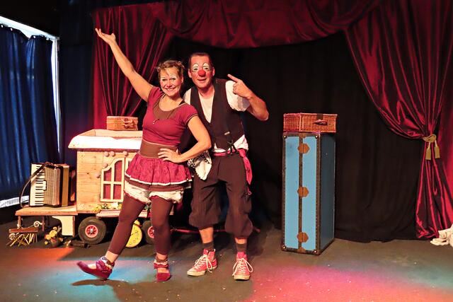 Für die Kinder war das Clowns-Duo Minuusch im Dome nebenan | Foto: Brigitte Melder