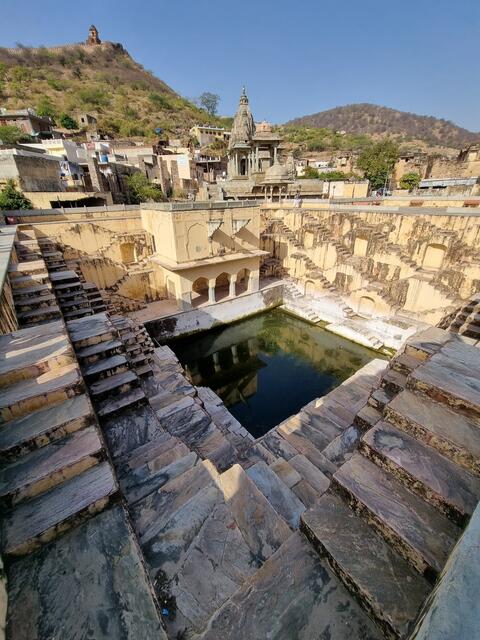 Stufenbrunnen Panna Meena ka Kund bei Jaipur | Foto: © www.jowapress.de
