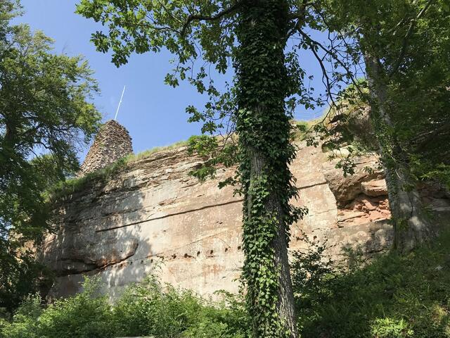 Beeindruckend: die Burgruine Guttenberg. | Foto: B. Bender