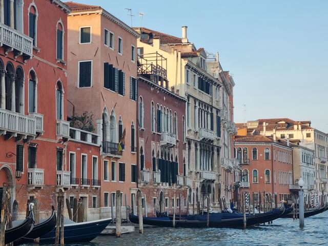 Palazzo an Palazzo am Canal Grande | Foto: © www.jowapress.de