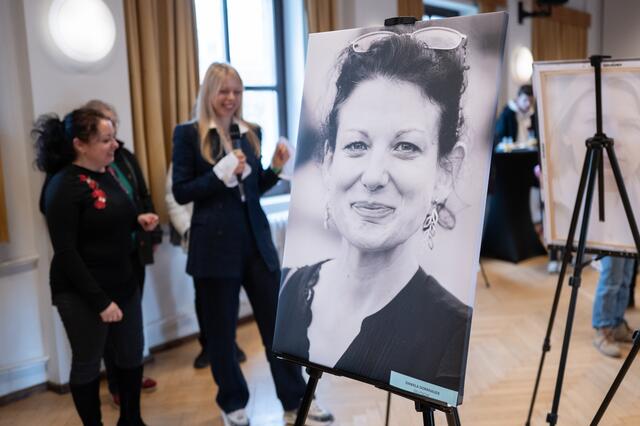 Impressionen von der Ausstellung "Vielfalt in Bildern - Ode an die Kunst des gemeinsamen Lebens" mit Fotografien von Lana Nova.   | Foto: Christian Gaier