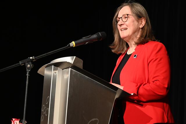 Die Erste Kreisbeigeordnete Gudrun Heß-Schmidt | Foto: Sickingen-Gymnasium Landstuhl