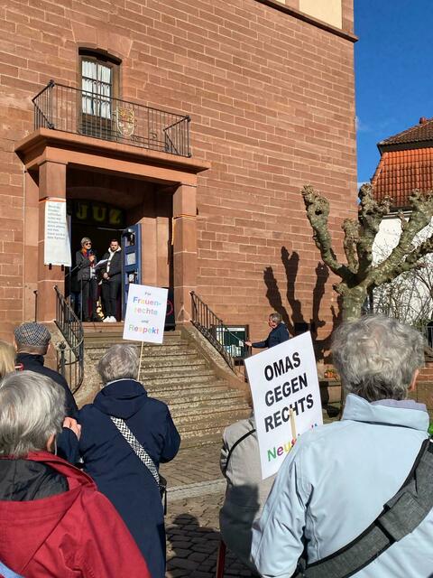 Foto: Omas gegen Rechts