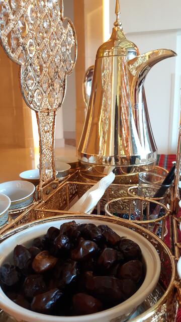 Datteln und arabischer Kaffee | Foto: © www.jowapress.de