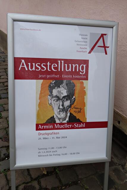 Aufsteller zur Ausstellung zeigt Franz Kafka | Foto: Brigitte Melder