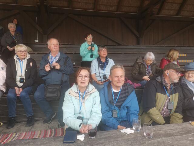 Auf der Tribüne. | Foto: Arndt