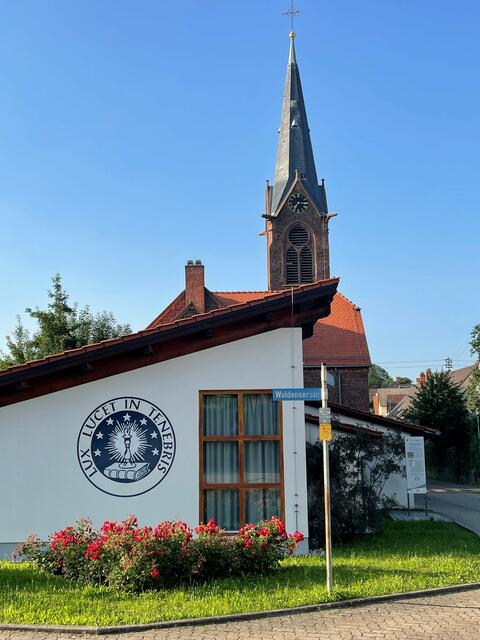 Gemeindehaus und Waldenserkirche in Palmbach | Foto: Roland Jourdan