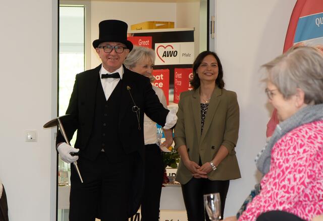 Der Bellheimer Lord begrüßt die Gäste | Foto: Heike Schwitalla