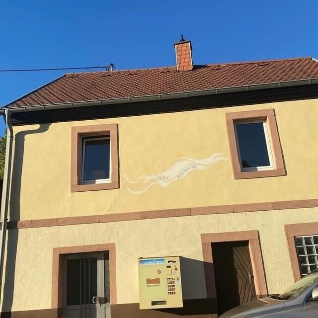 das "Alde Milchheisje" in der Dorfmitte von Lambsborn | Foto: Ida Seib