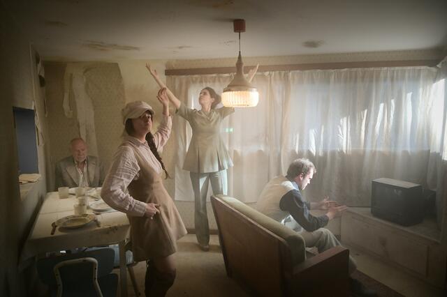 Ersan Mondtag: "Monument eines unbekannten Menschen" | Foto: Thomas Aurin