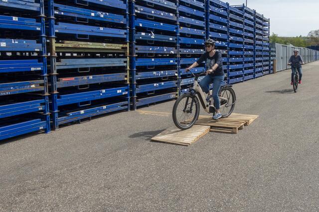 Hindernis überfahren | Foto: Gerhard Öfner