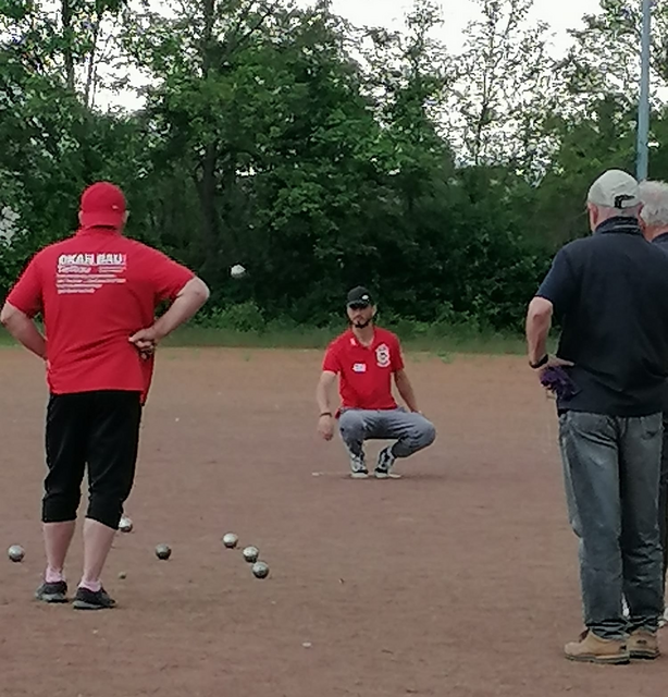 Konzentriert gegen Spieler aus Landau | Foto: Paul Lagall