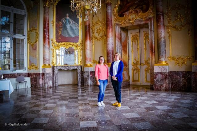 Christina Ebel (links, Leiterin der Schlossverwaltung Bruchsal) und Patricia Alberth (Geschäftsführerin der Staatlichen Schlösser und Gärten Baden-Württemberg) | Foto: Staatliche Schlösser und Gärten Baden-Württemberg