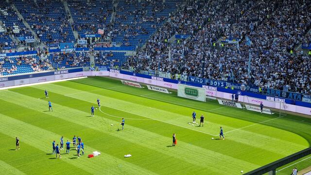 Warmmachen vor dem Spiel | Foto: abseits-ka/Anderer
