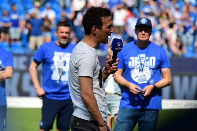 Trainer Eichner dankt Spielern, Fans und Zuschauern | Foto: abseits-ka/Anderer