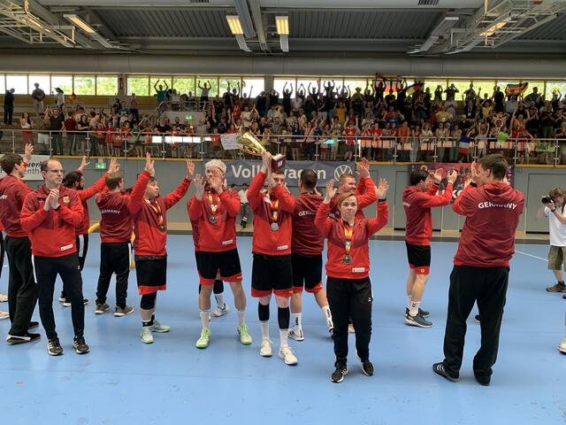 Die deutsche Gehörlosen Handball-Nationalmannschaft wurde Vize-Europameister | Foto: Michael Sonnick
