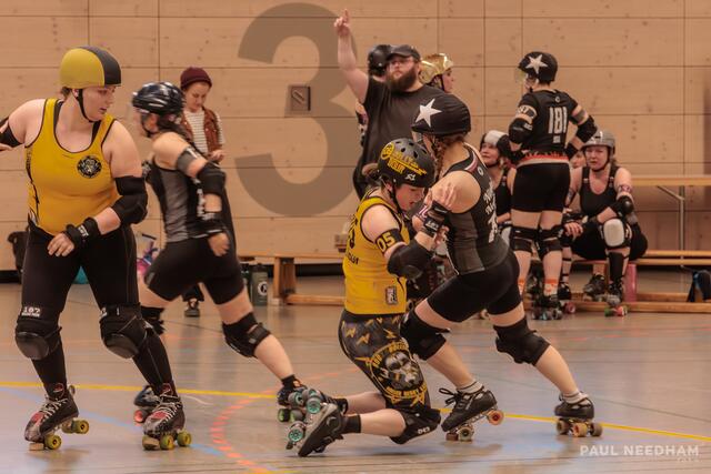 1. Bundesliga Roller Derby // rocKArollers vs Ruhrpott Roller Derby | Foto: Paul Needham