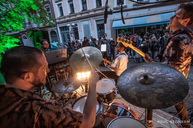 Musik am Wederplatz | Foto: Paul Needham