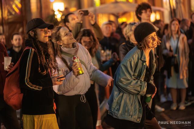 Musik am Wederplatz | Foto: Paul Needham