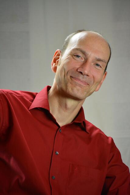 Kreative Ergänzung: Steffen Boiselle kommt zur Lesung mit dem Zeichenstift. | Foto: Steffen Boiselle