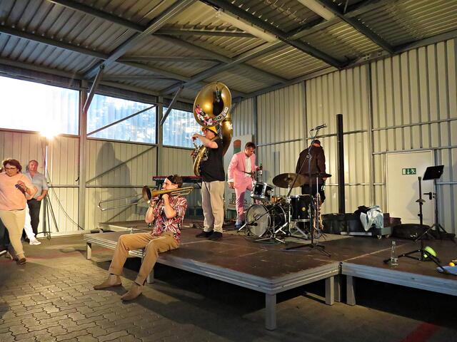 Im Duett die Vaneceks - die anderen beiden Musiker haben Pause | Foto: Brigitte Melder