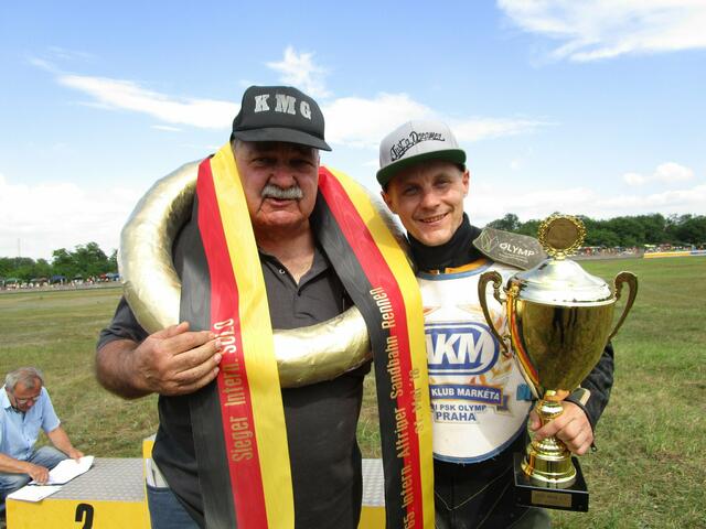Josef Franc (rechts) siegte 2023 in Altrip | Foto: Michael Sonnick
