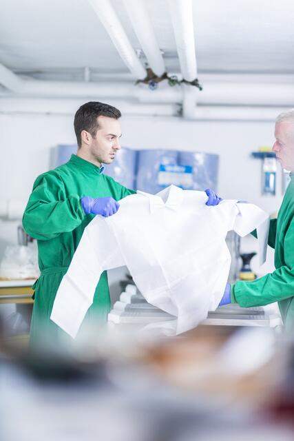 Die Trauerhilfe Göck ist zuverlässiger und seriöser Ansprechpartner bei allen Dienstleistungen, die mit dem Abschied eines Menschen verbunden sind - auch bei Bestattungen in Germersheim | Foto: Trauerhilfe Göck/Isaworks