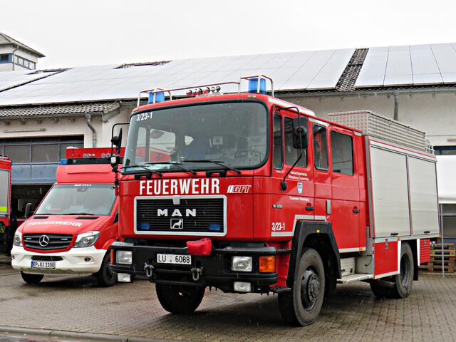 Das rechte Fahrzeug sollte am Sonntag gesegnet werden | Foto: Brigitte Melder