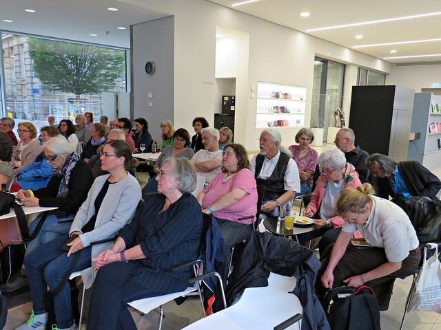 Alle Stühle besetzt | Foto: Brigitte Melder