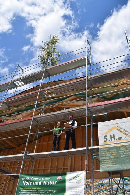 Richtspruch und Taufe des Bauwerks | Foto: B. Bender