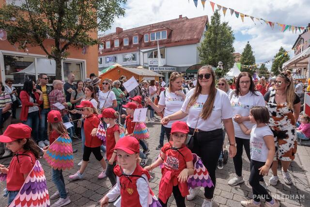 Heimatfest zum Ortsjubiläum - 1250 Jahre Rülzheim | Foto: Paul Needham