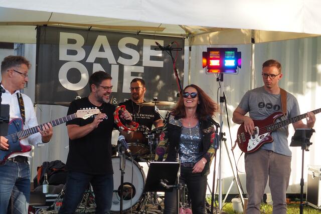 Base One | Foto: Beate Ripka (Gospelchor Lingenfeld)