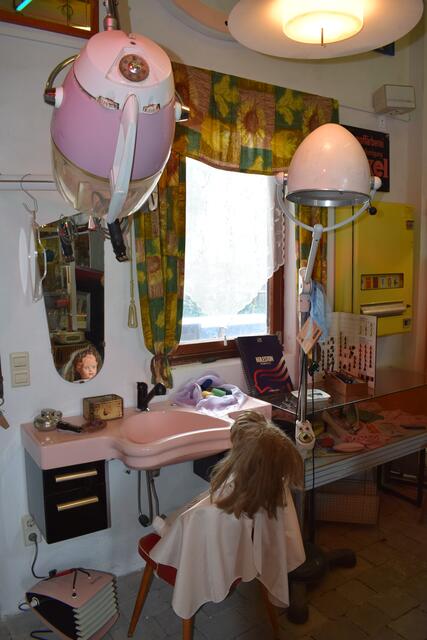 Nostalgischer Frisiertisch | Foto: Bender