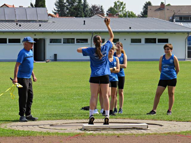 Emma mit pefekter Haltung | Foto: Brigitte Melder