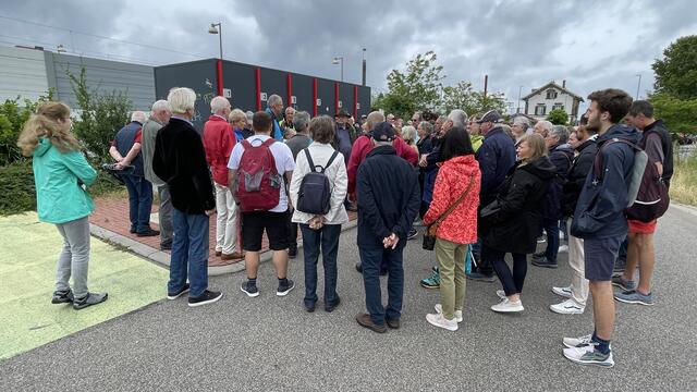 Über 70 Teilnehmer am Start am ehemaligen Mutterstadter Bahnhof | Foto: Michael Ceranski