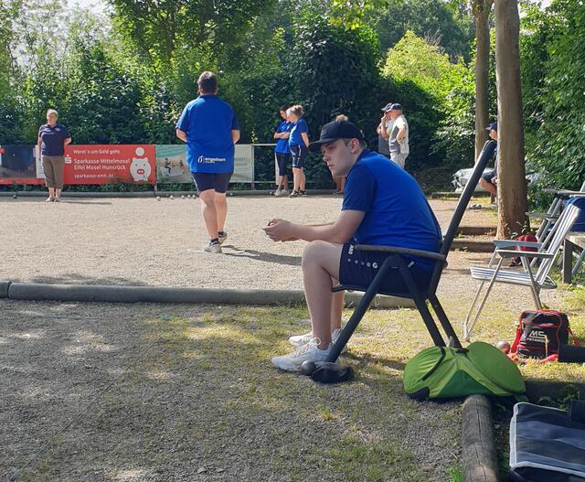 Der Teamchef. Leander. Im Hg. Carsta, Hannes, Anja | Foto: VfSK Oppau 1900: Alle Bilder Privat von Mitgliedern des Vereins.