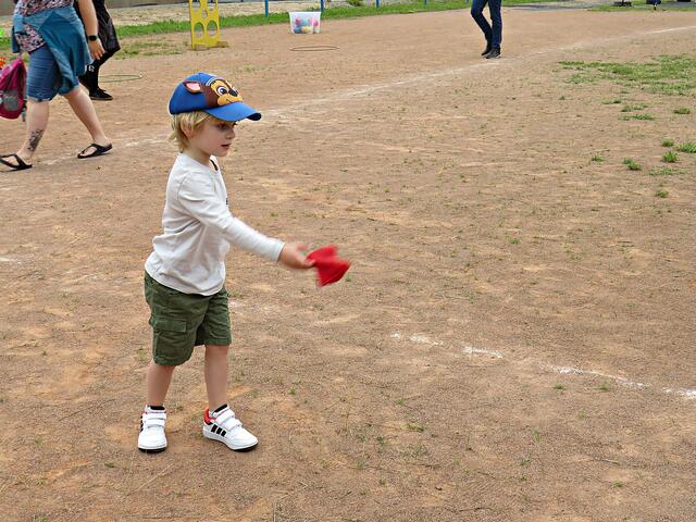 Und ab damit | Foto: Brigitte Melder