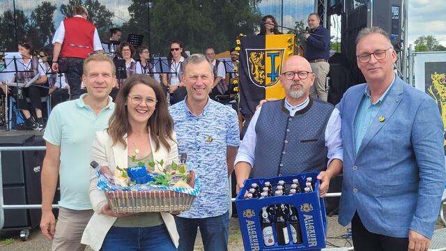 Großzügige Gastgeschenke von den Freunden aus dem Allgäu. | Foto: Markus Pacher