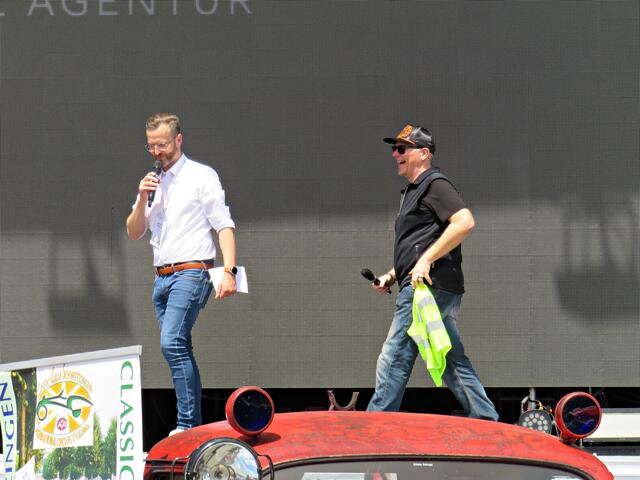 Patrick Kuntz kam auf die Bühne zu Sebastian Schuschu | Foto: Brigitte Melder