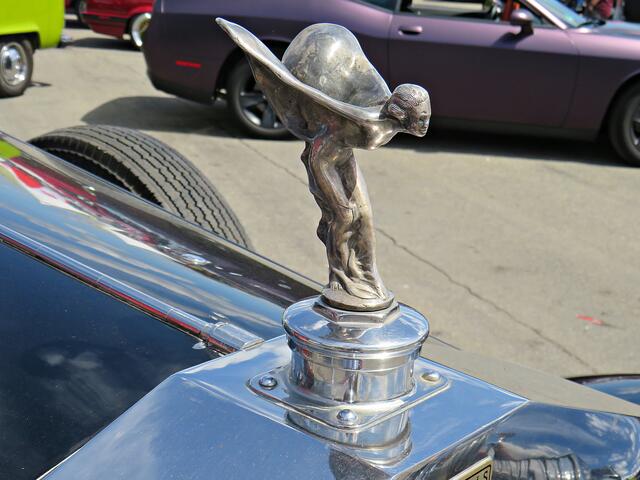 Kühlerfigur Emmy auf einem Rolls Royce | Foto: Brigitte Melder