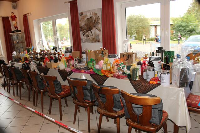 Turnier-Preise | Foto: Paul Lagall